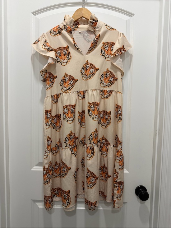 SHEIN Dresses & Skirts - SHEIN Cream Midi Dress with Orange Tiger Print